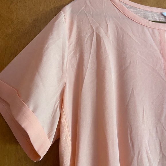 Casual Blouse - Picture 4 of 6